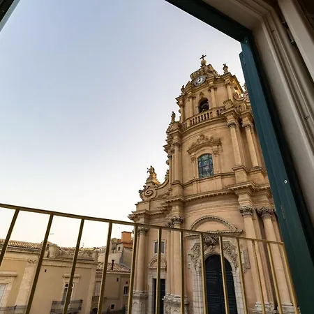 Ettore- Mit Blick Auf Kathedrale Von Ibla By Interhome * Рагуза