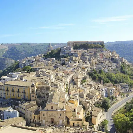 Ettore- Mit Blick Auf Kathedrale Von Ibla By Interhome Апартаменты *